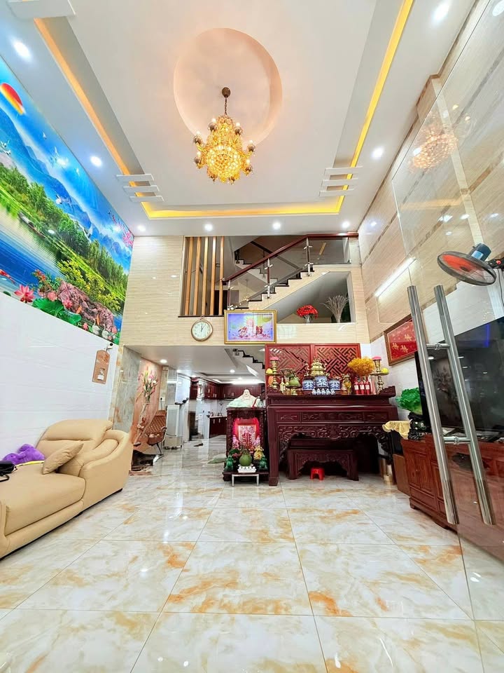 Nhà phố Lý Thường Kiệt, Tân Bình 82m² giá 16.5 tỷ - Kinh doanh đa năng, ô tô tránh