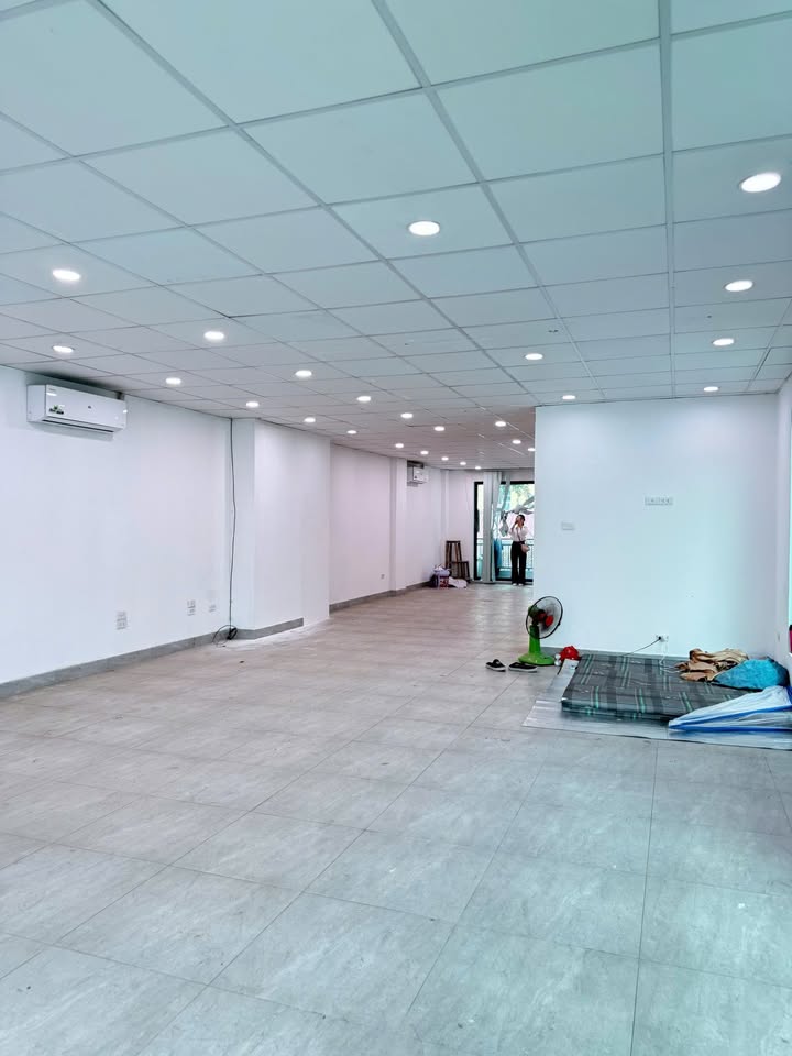 Văn phòng cho thuê Thượng Đình, Thanh Xuân 110m² chỉ 15 triệu/tháng - View siêu thoáng!