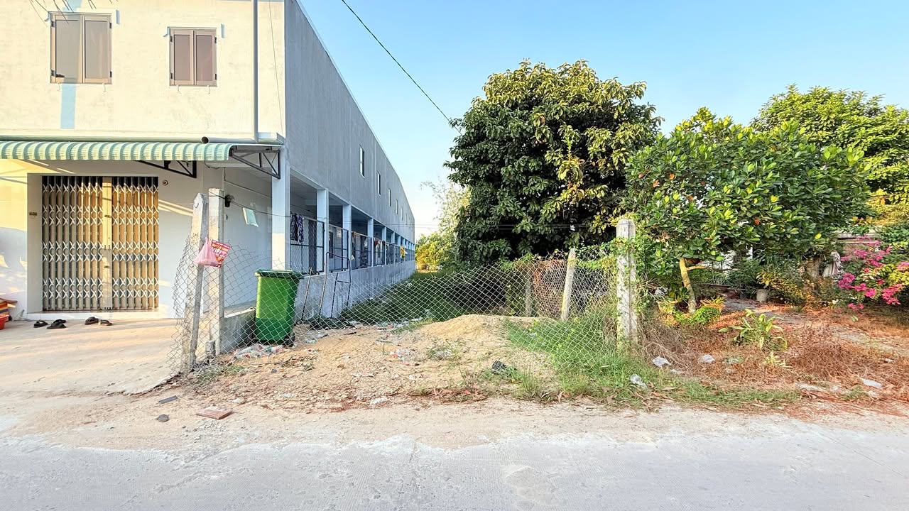 Đất thổ cư Đức Hòa 220m² giá 1.55 tỷ - Tiềm năng đầu tư lớn!