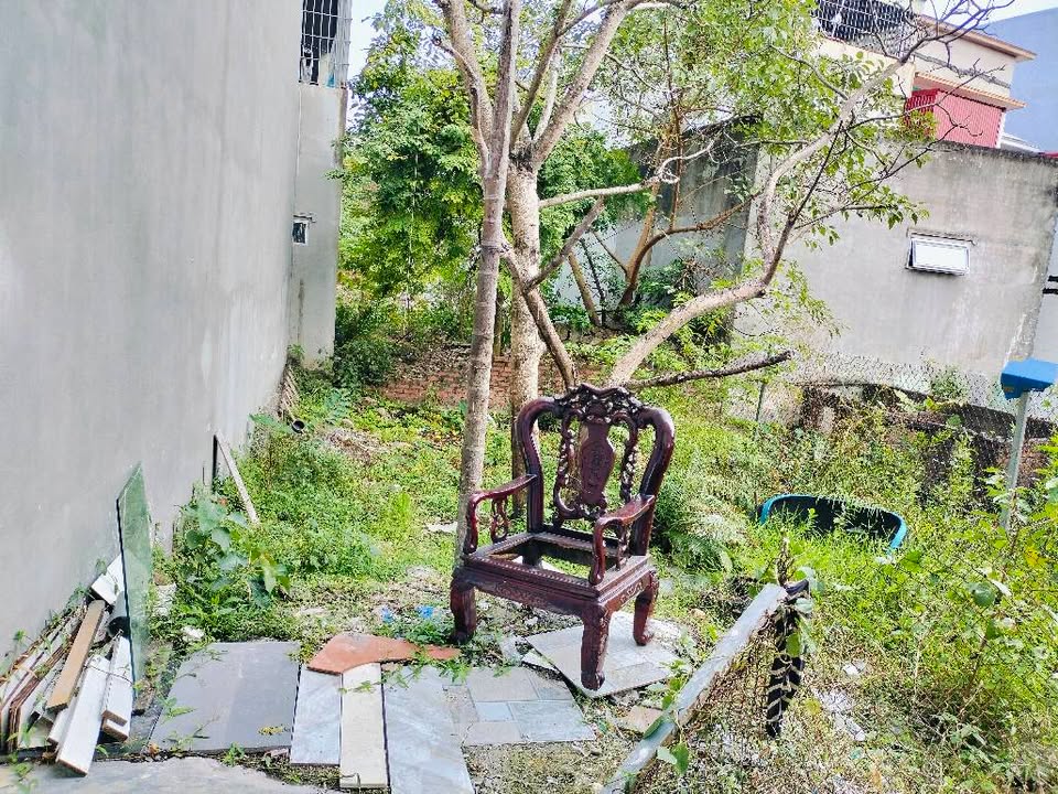 Đất nền ngõ 47 Trần Nhân Tông, Kiến An 60,5m² giá 1,95 tỷ - Vị trí đẹp, tiện ích đầy đủ!