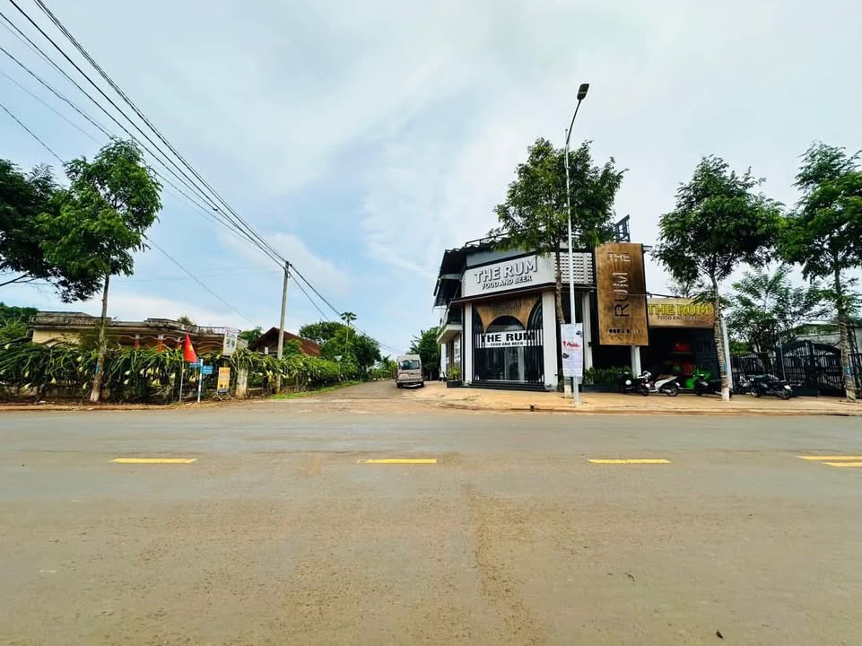 Đất nền mặt tiền đường Y Ngông, An Lạc, Buôn Hồ 140m² - Giá chỉ 350 triệu