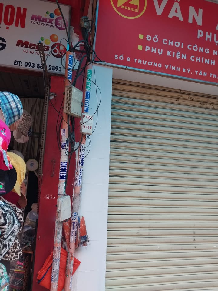 Nhà mặt tiền đường Trương Vĩnh Ký quận Tân Phú giá 9 triệu - Kinh doanh thuận lợi!