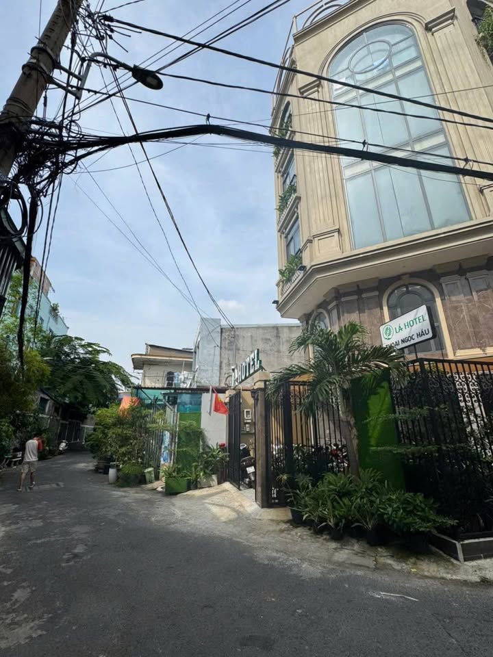 Mặt bằng cho thuê Thoại Ngọc Hầu, Tân Phú 107m² - Giảm giá chỉ 15 triệu/tháng!