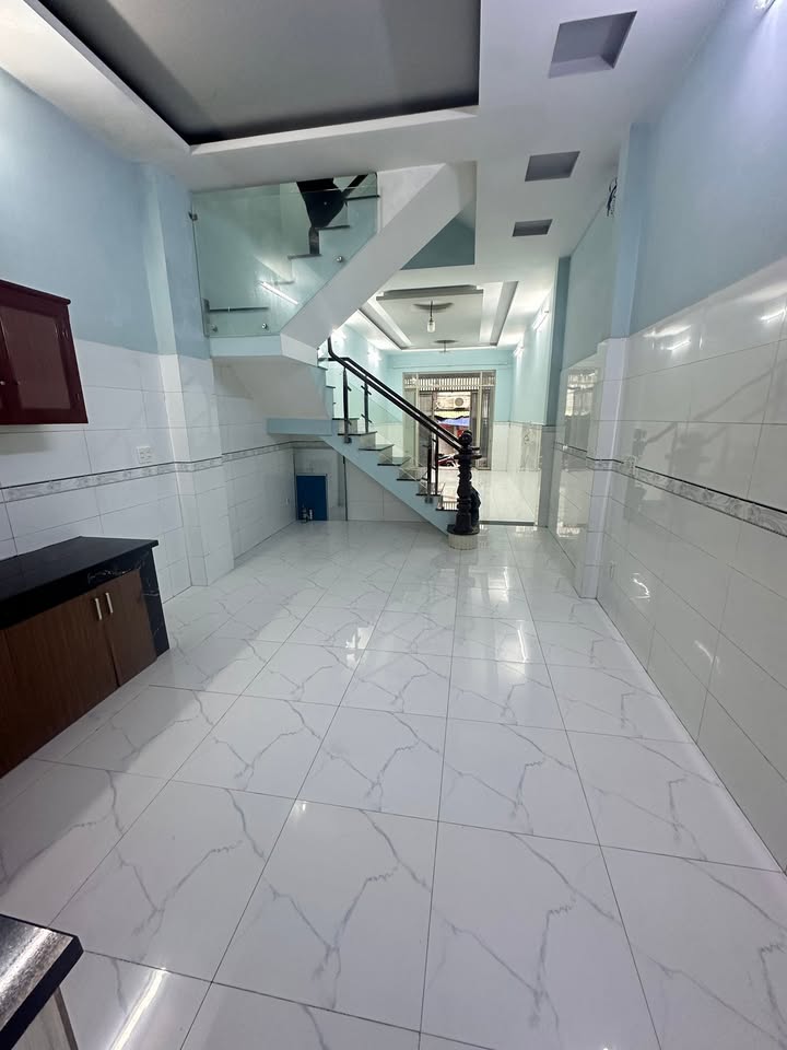 Nhà cho thuê 1 lầu đường Tây Lân, Bình Tân 72m² giá 8 triệu/tháng - Không gian thoáng đãng, tiện nghi đầy đủ!