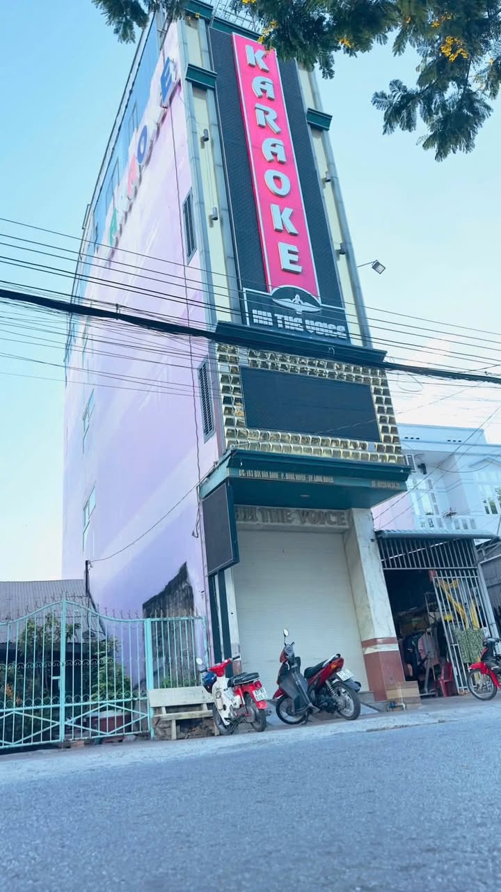 Nhà cho thuê mặt tiền Bùi Văn Danh 68m² giá 20 triệu - Phù hợp cho Spa và văn phòng