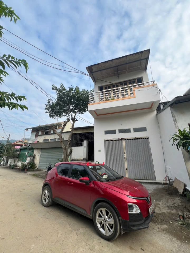 Nhà 2 tầng 157,6m² tại Phường Thống Nhất, Hòa Bình - Giá thỏa thuận, sẵn sàng cho bạn!