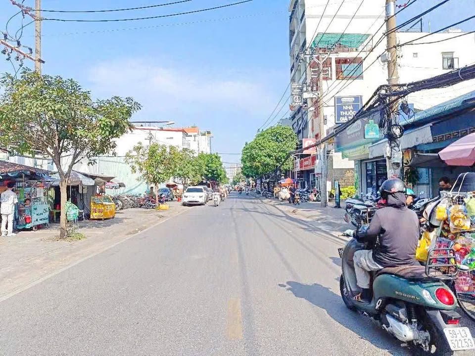 Nhà mặt tiền kinh doanh đường Âu Dương Lân, Quận 8, 129m² giá 23 tỷ - Đầu tư sinh lời ngay!