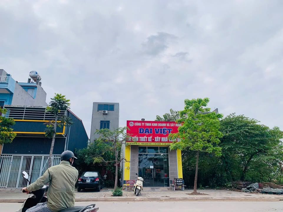 Đất nền Trần Quang Khải Bắc Giang 75m² giá 700 triệu - Kinh doanh thuận lợi!