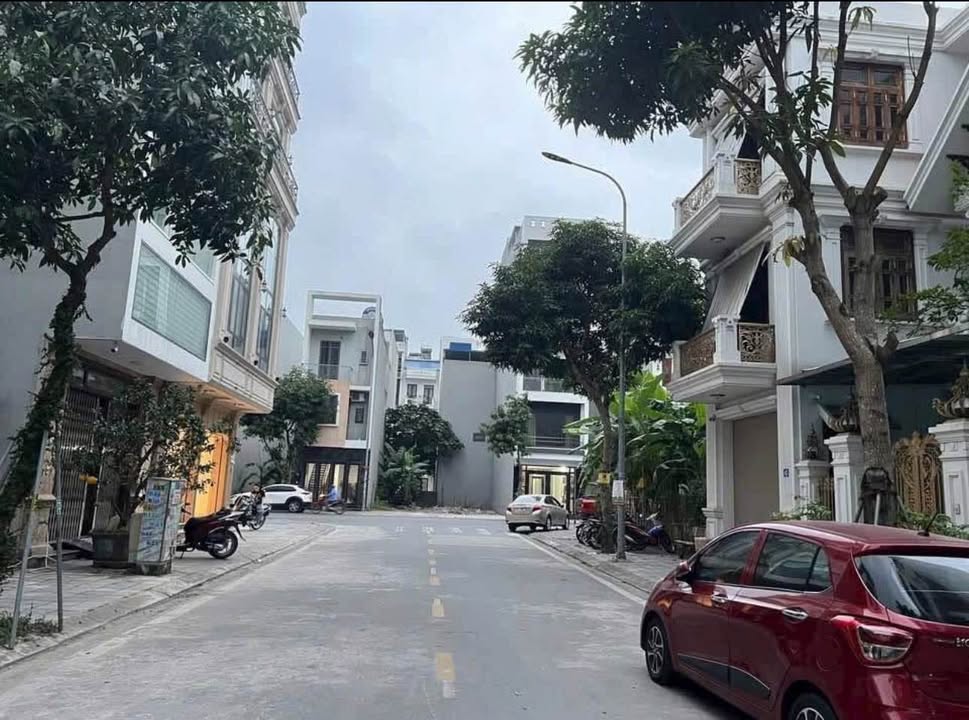 Đất nền Khu đô thị Dệt May, TP Nam Định 75m² giá 5.98 tỷ - Tiện ích đầy đủ, dễ dàng sinh hoạt!