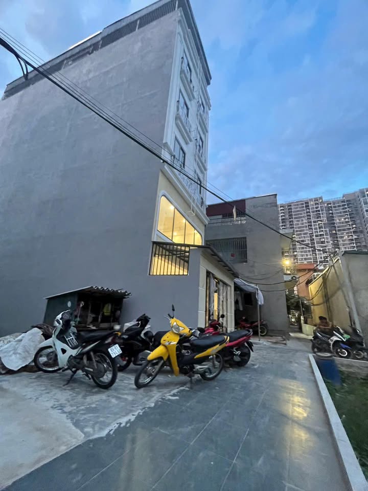 Đất Trâu Quỳ Gia Lâm 85m² giá 8.5 tỷ - Sổ đỏ đầy đủ!