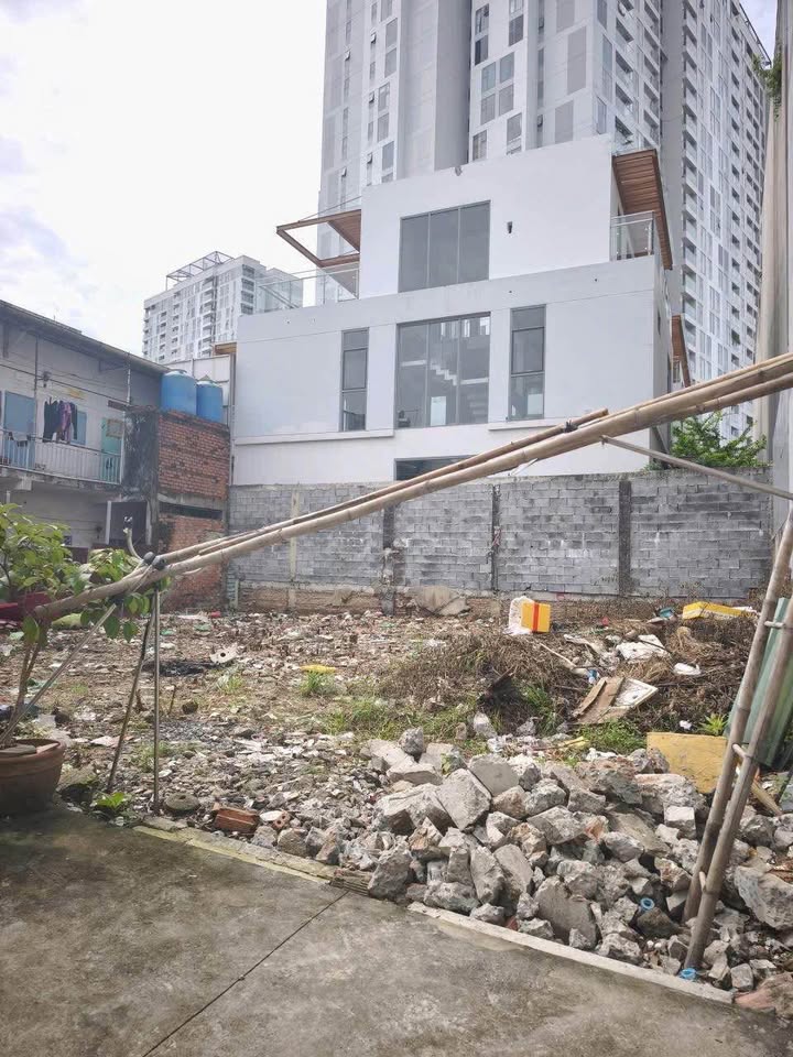 Đất xây CHDV Hiệp Bình Phước 180m² giá 9.2 tỷ - Cơ hội đầu tư hấp dẫn!