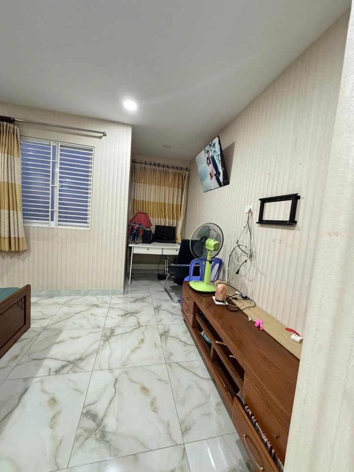 Nhà 4 Tầng Nở Hậu tại Bình Thạnh 51m² giá 7.9 tỷ - Thiết kế hiện đại, sẵn sàng ở ngay!