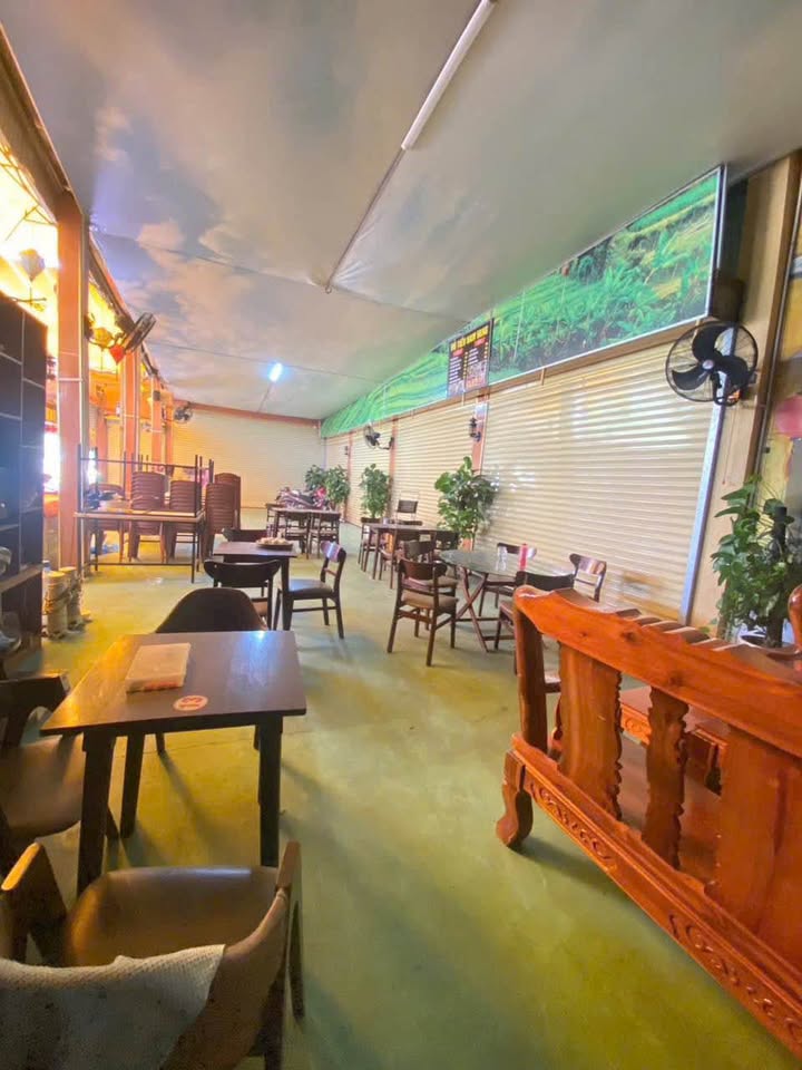 Mặt bằng góc 2 mặt tiền đường Song Hành, phường An Bình 200m² - Khu vực sầm uất, thích hợp kinh doanh!