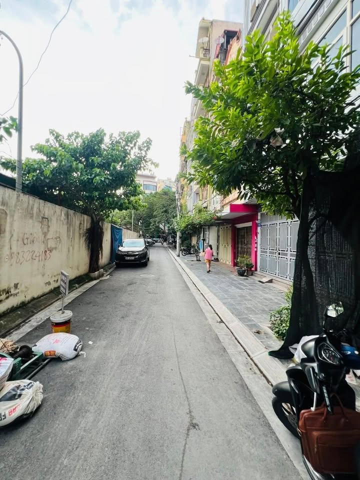 Nhà riêng Trần Quý Kiên, Cầu Giấy 38m² giá 18.5 tỷ - Kinh doanh sầm uất!