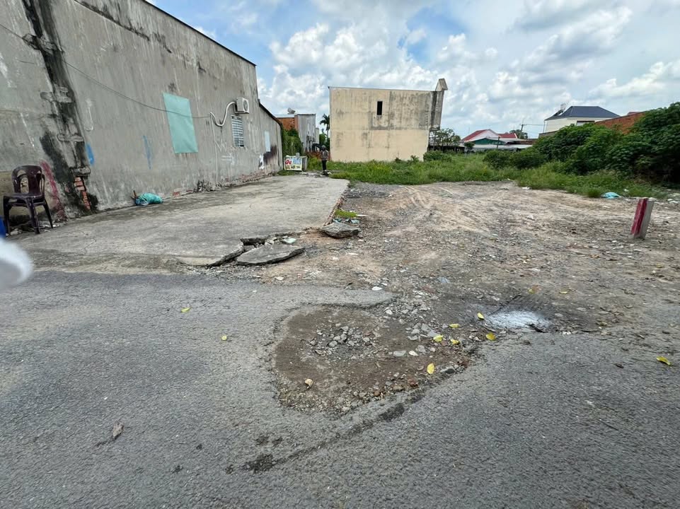 Bán đất thổ cư 285m² mặt tiền nhựa xã Tân Thạnh Đông, Củ Chi - Giá 3.7 tỷ, thương lượng nhẹ!