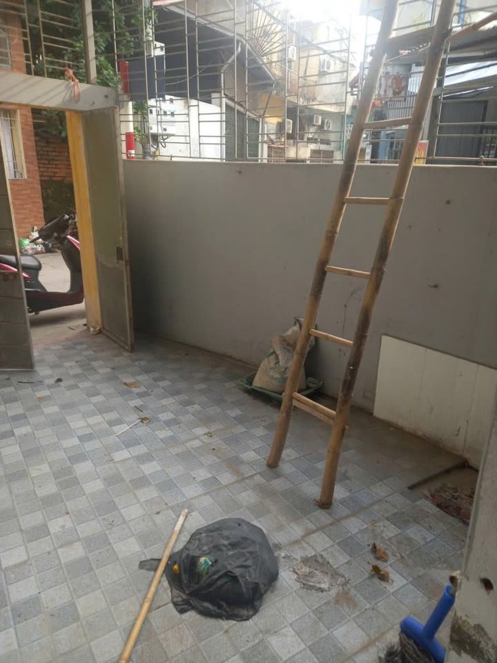 Nhà cho thuê Phan Đình Giót 57m² giá 5.5 triệu - Ngõ ô tô, thoáng mát!