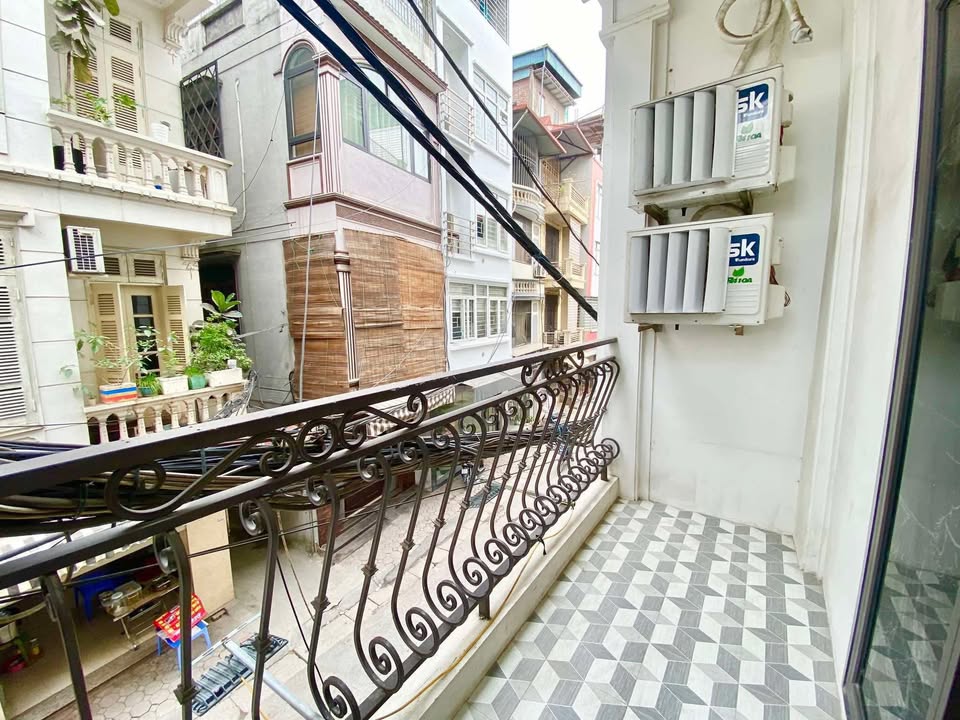 Căn hộ cho thuê tại 189 Hoàng Hoa Thám, Ba Đình - 1 phòng ngủ, giá thỏa thuận - Không thể bỏ lỡ!