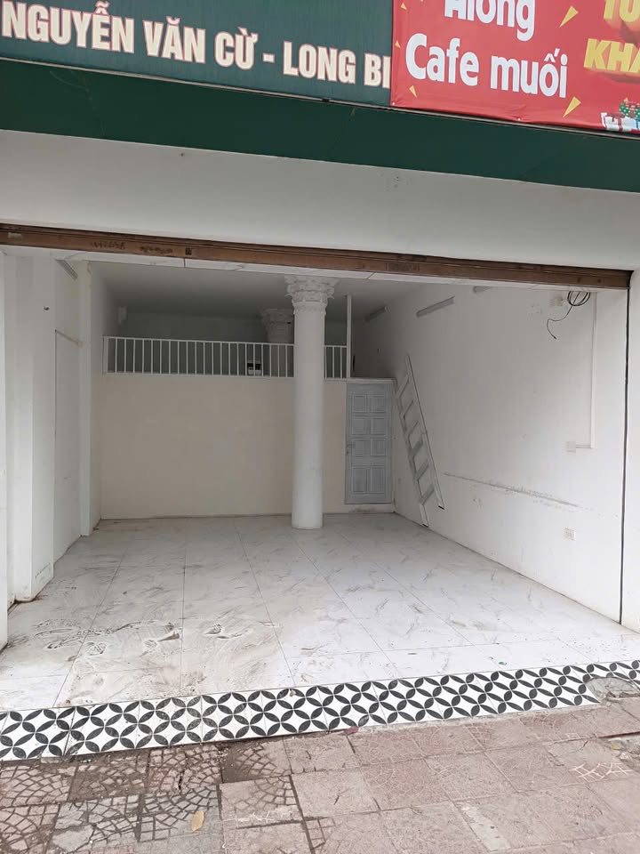 Cửa hàng cho thuê tại Nguyễn Văn Cừ, Long Biên 25m² - Vị trí đắc địa, mặt tiền rộng!