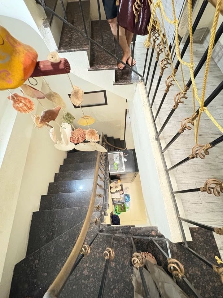 Nhà mặt phố Kim Mã quận Ba Đình 55m² giá 20 tỷ - Đầu tư vàng giữa lòng Hà Nội!