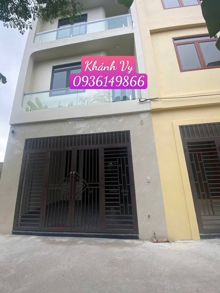 Nhà 3 tầng ngõ Lê Đại Hành, Hữu Lũng, 64m² giá 2.9 tỷ - Ô tô vào tận nơi!