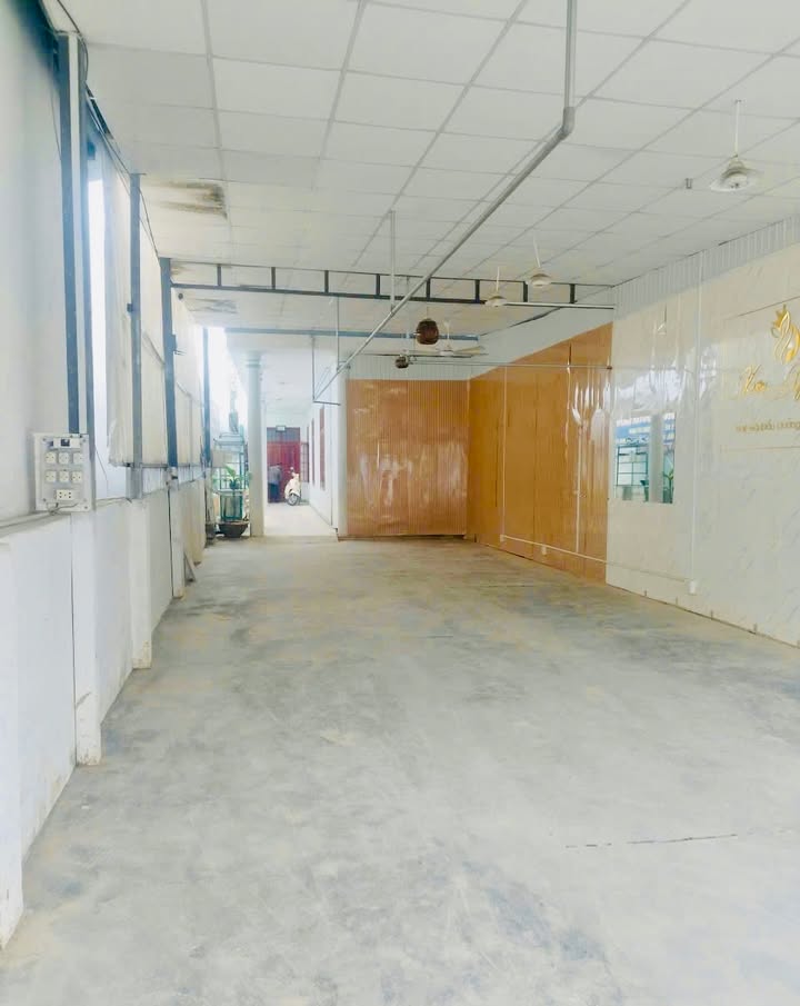 Nhà mặt tiền đường Lương Đình Của Nha Trang 160m² giá 7.5 triệu - Phù hợp kinh doanh ngay!