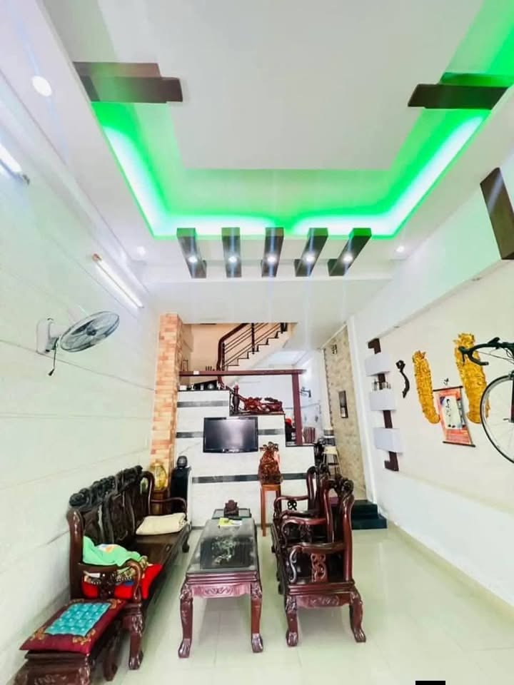 Nhà Mặt Tiền Bùi Xuân Phái, Trần Hưng Đạo 54m² giá 5 tỷ - Đường lớn sầm uất!