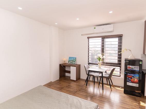 Nhà nhỏ cho thuê tại Nguyễn Khang, Cầu Giấy - Phòng studio thoáng đãng, nội thất cao cấp