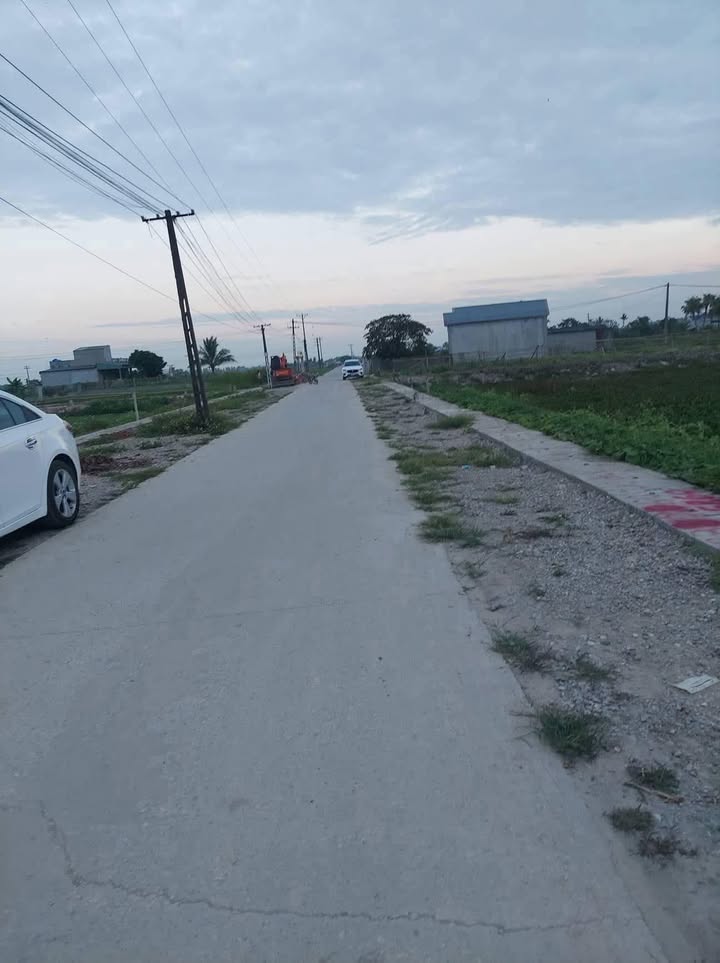 Đất nền Quảng Định 150m² chỉ 1 tỷ - Đường ô tô tránh nhau, tiện ích đầy đủ!