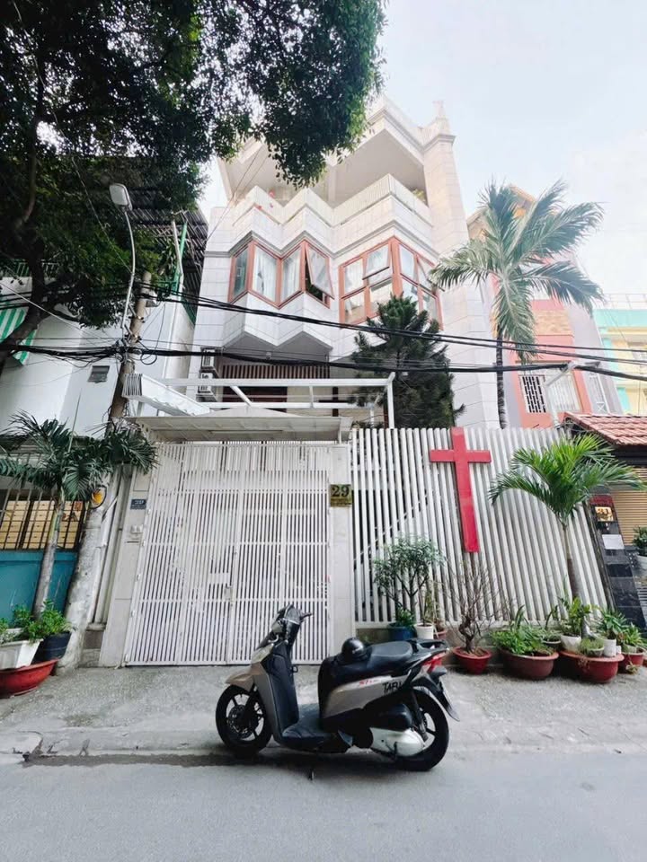 Biệt thự VIP K300 Phan Bá Phiến, Tân Bình 142m² giá 33.5 tỷ - Nhà 4 tầng cứng cáp, sẵn sàng ở ngay!