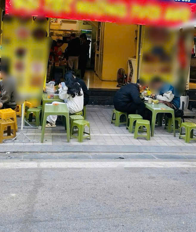 Sang nhượng quán nướng Nguyễn Văn Tuyết Đống Đa - Diện tích 40m², giá 14 triệu/tháng - Mặt tiền 5m rộng rãi!