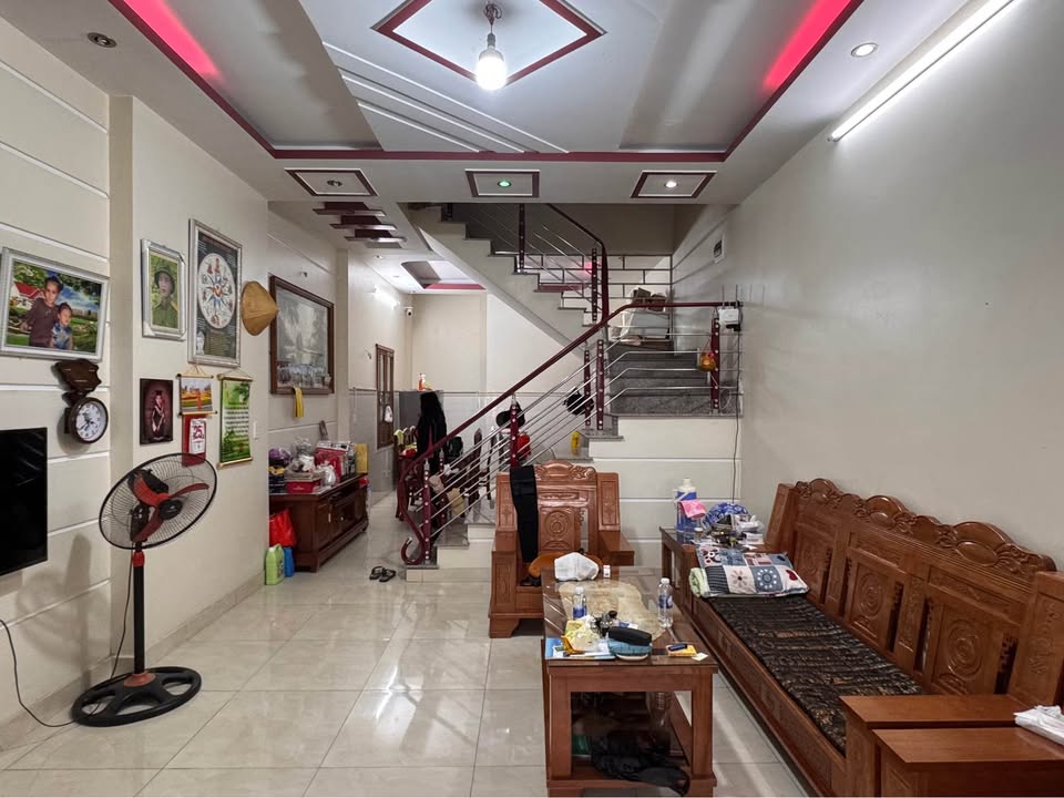 Nhà 4 tầng độc lập tại đường Thiên Lôi, Hải Phòng 59m² giá 4.75 tỷ - Phong thủy đẹp, tiện ích vượt trội!