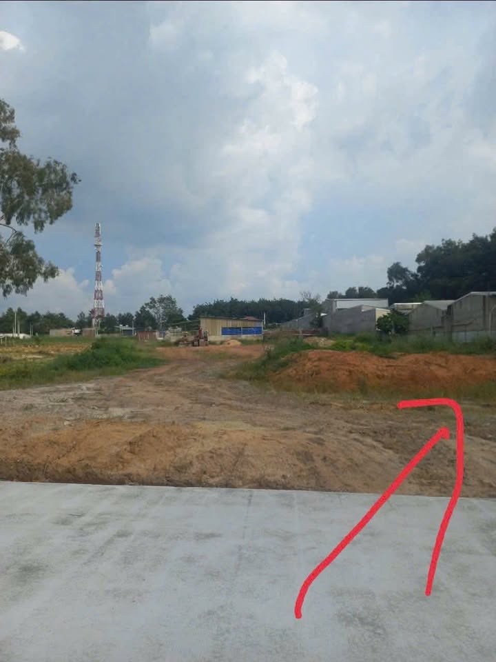 Đất nền Uyên Hưng Tân Uyên 125m² giá chỉ 1.1 tỷ - Cơ hội đầu tư tuyệt vời!