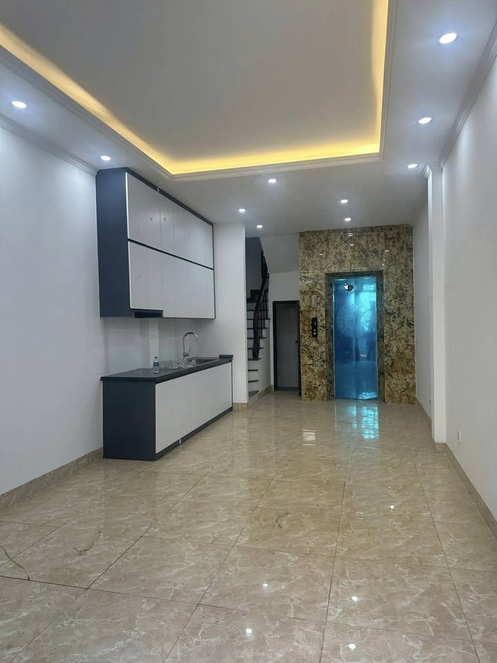 Nhà nguyên căn tại ngõ 37 Tây Tựu, Bắc Từ Liêm 36m² giá 11 triệu - Bàn giao ngay cho thuê làm căn hộ dịch vụ!