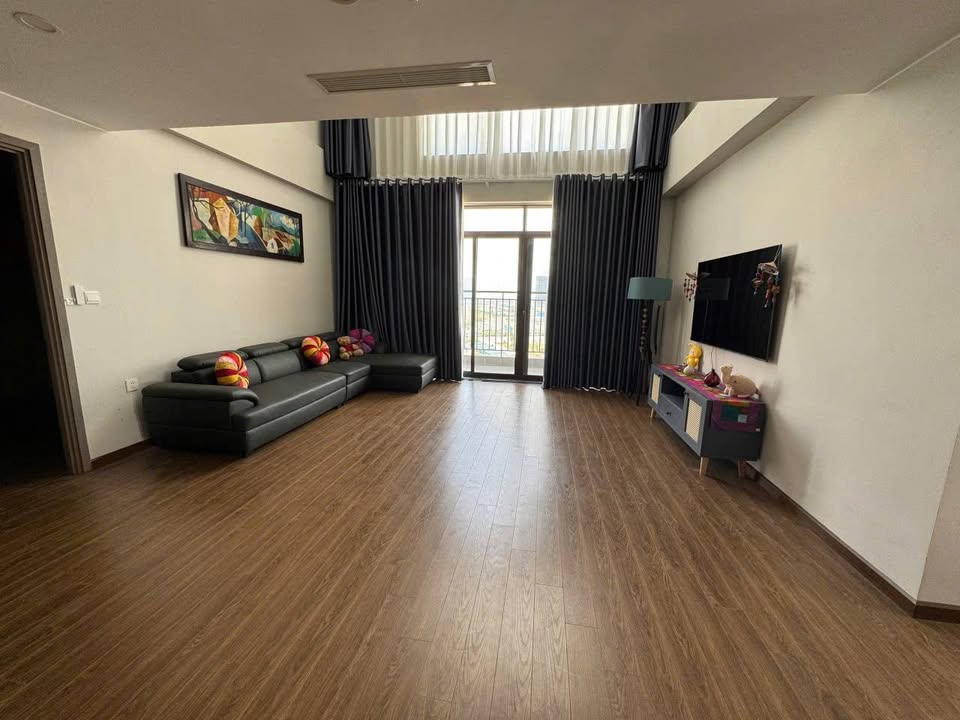 Penthouse cho thuê tại Udic Westlake, 300m² chỉ 55 triệu/tháng - Sẵn sàng vào ở ngay!