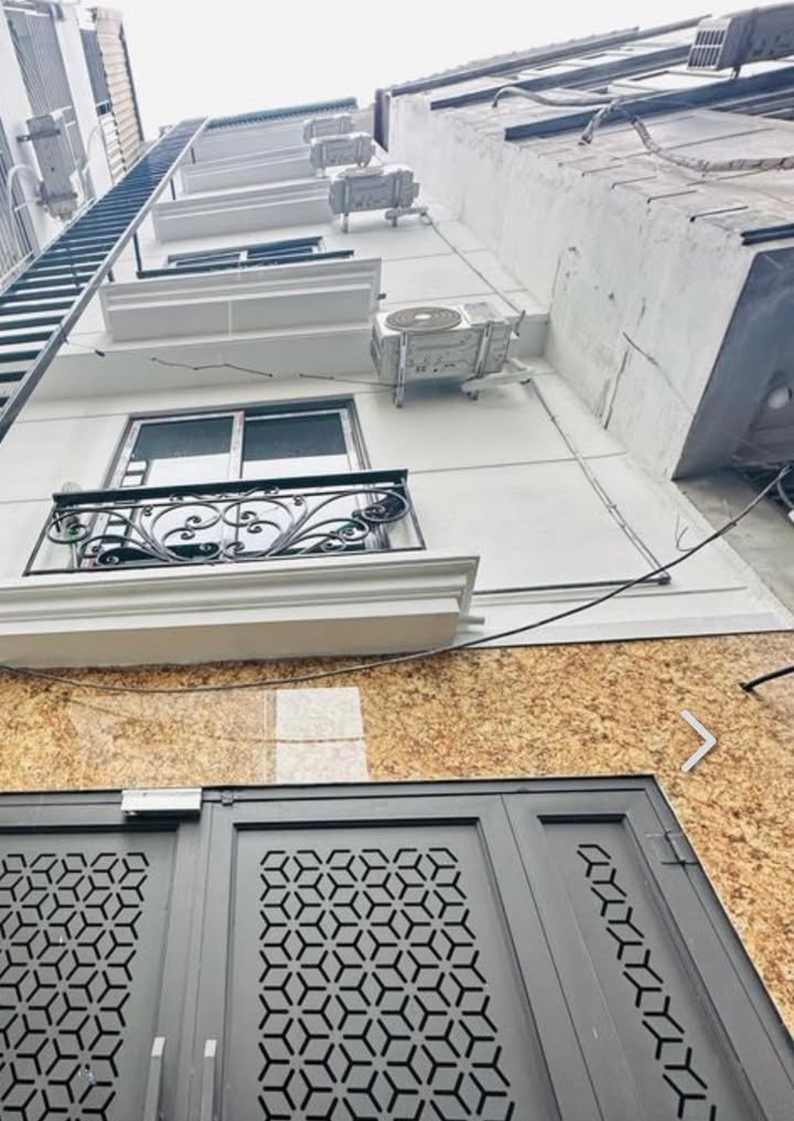 Nhà Phú Đô 33m² giá 9 tỷ - Chính chủ, 6 tầng tiện nghi!