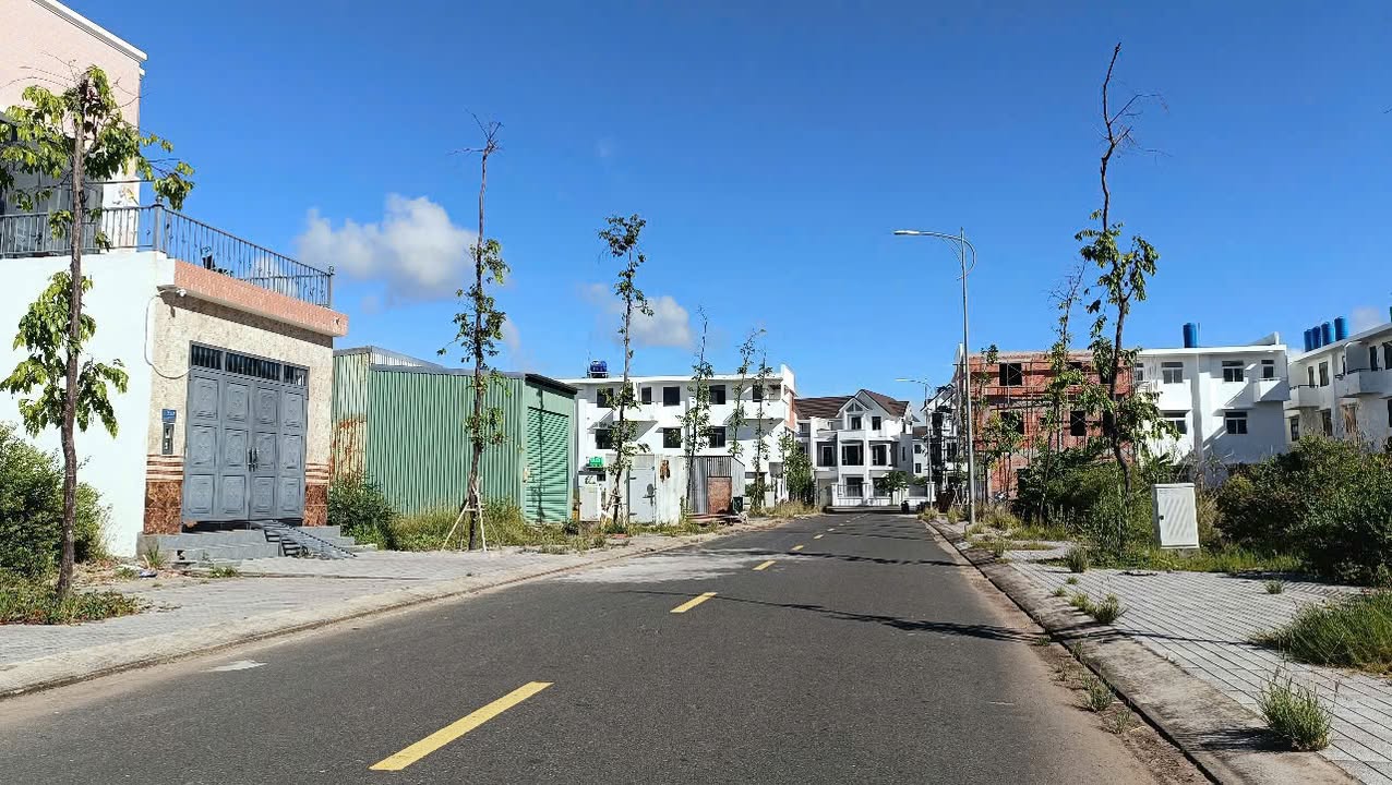 Đất nền đẹp 200m² KĐT Tây Bắc, Rạch Giá chỉ 3.5 tỷ - Cơ hội vàng đầu tư!