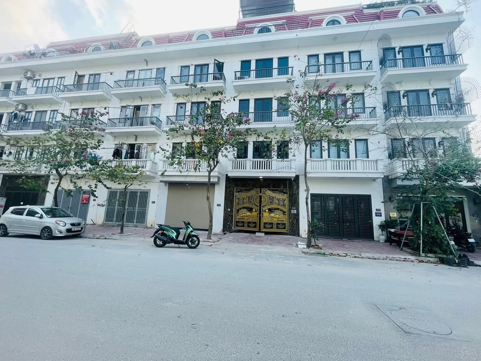 Nhà phố Phú Lương Hà Đông 62m² giá 19 tỷ - Thang máy tiện nghi, vị trí đắc địa!