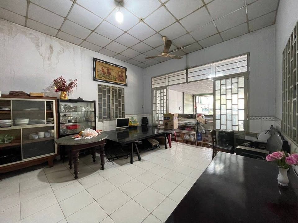 Nhà 3 tầng mặt tiền Đinh Đức Thiện 930m² giá 33 tỷ - Đầu tư sinh lời ngay!