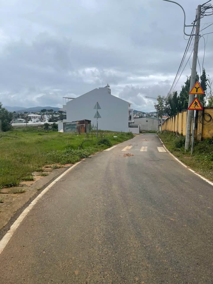 Đất nền KQH Bệnh viện Nhi phường Langbiang Đà Lạt 85m² giá 4.85 tỷ - Sổ đỏ chính chủ!