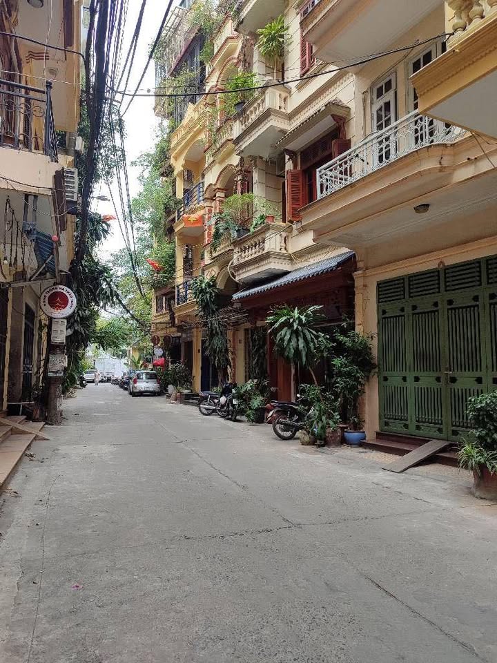 Nhà phố Kim Mã, Ba Đình 63m² giá 25.5 tỷ - Đầu tư sinh lời ngay!
