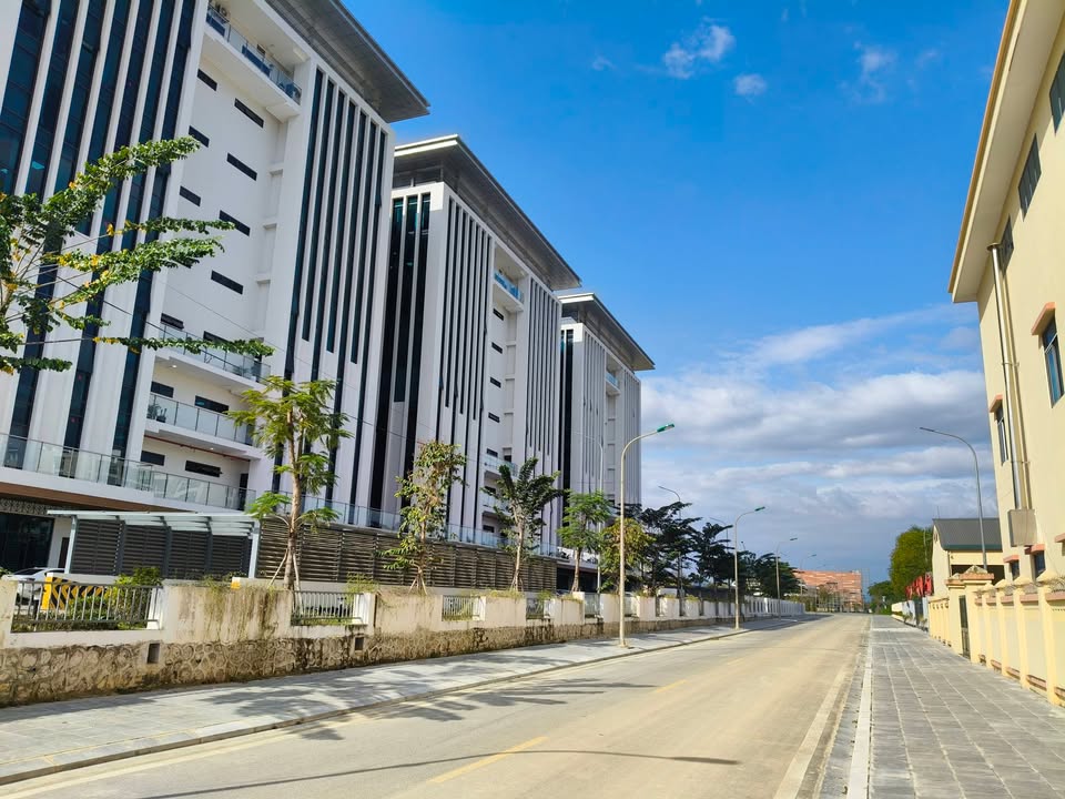 Đất nền Đề Thám Cao Bằng 100m² giá 3 tỷ - Cơ hội đầu tư hấp dẫn!