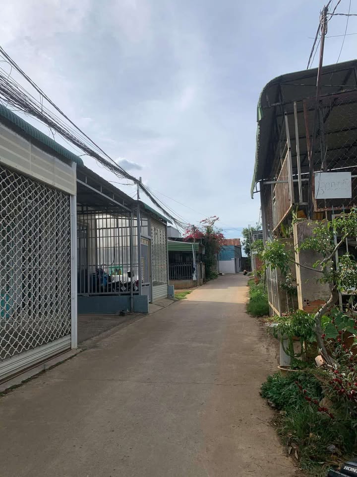 Đất nền Hẻm số 8 Thống Nhất, Đức Trọng 144m² giá 1.7 tỷ - Cơ hội đầu tư hấp dẫn!