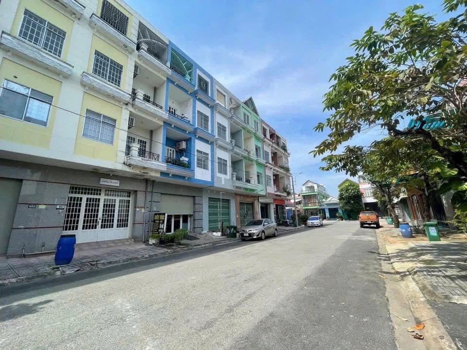 Nhà phố KDC An Thạnh, Thuận An 100m² giá 4.35 tỷ - Sẵn sàng ở ngay!