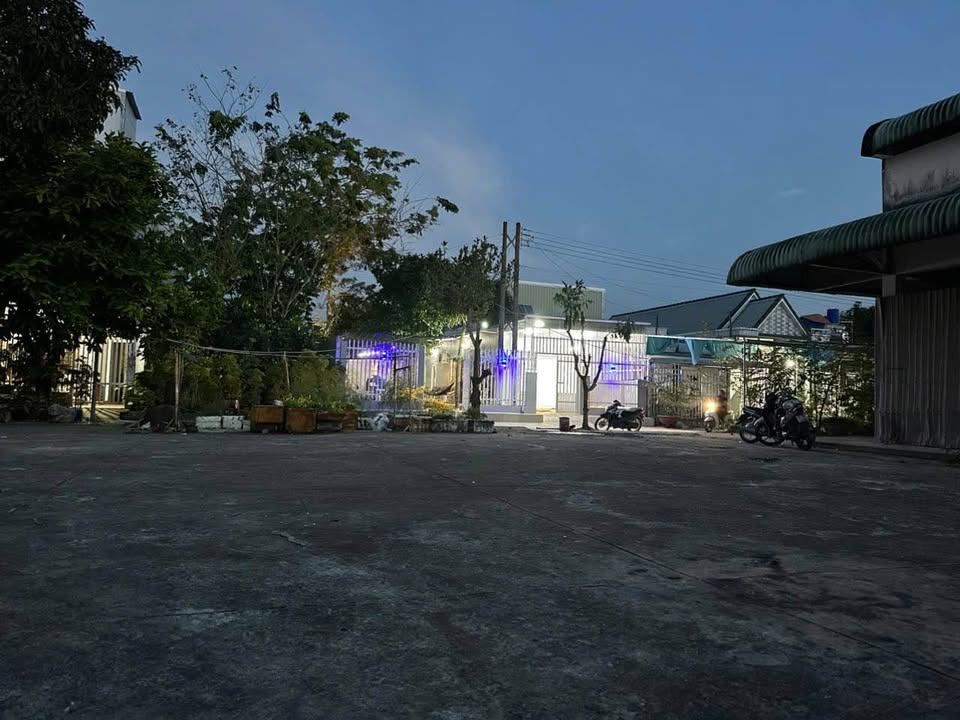 Nhà KDC Chợ Cầu Mống, Thạnh Lộc 178.8m² giá 1.3 tỷ - Sẵn sàng ở ngay!