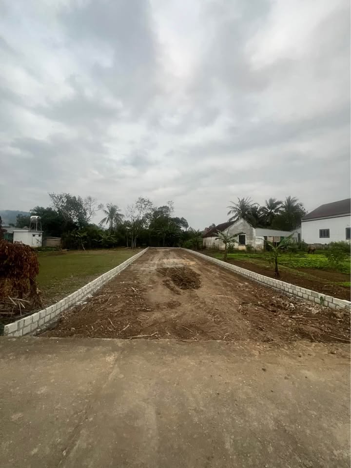 Đất nền Long Sơn, Thái Hòa 280m² giá 1.9 tỷ - Vị trí đẹp không thể bỏ lỡ!