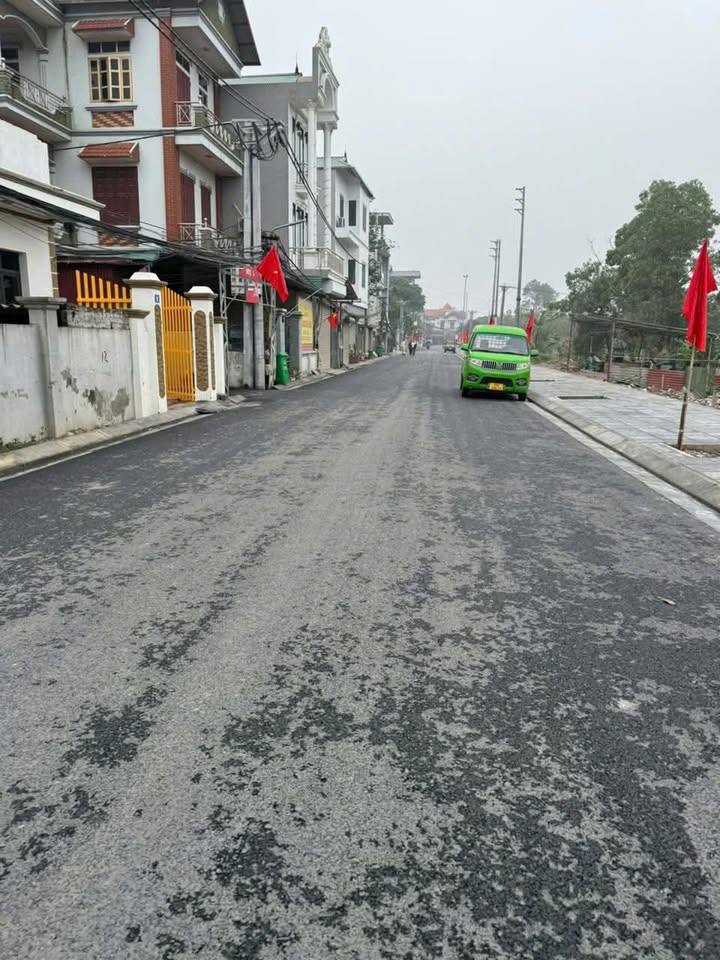 Đất thổ cư Sáp Mai Đông Anh 44.8m² giá 3 tỷ - Mặt tiền rộng 6.8m, ô tô đỗ cửa!