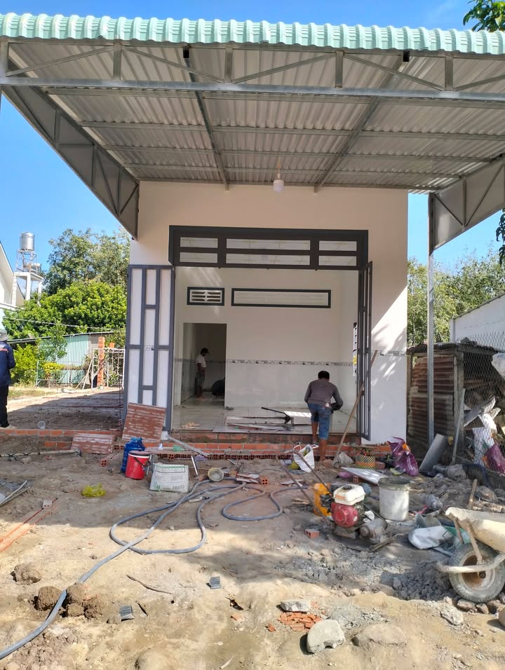 Nhà đất Tân Hội, Tân Châu, Tây Ninh 145m² giá 579 triệu - Nhà sắp hoàn thiện!