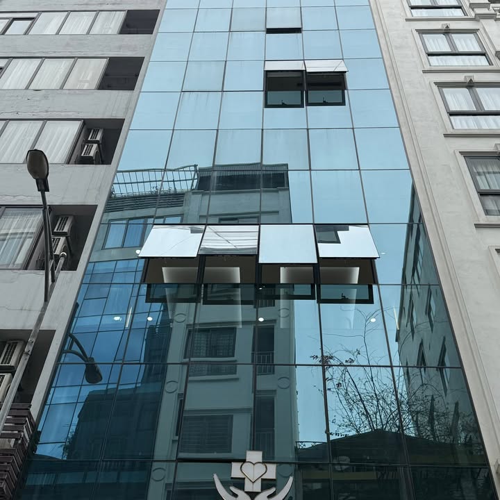 Bán tòa building mặt phố Duy Tân, Cầu Giấy 128m² - Thiết kế sang trọng, giá thỏa thuận!