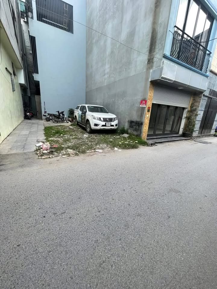 Đất lô góc Tổ 13 Yên Nghĩa 42m² giá 9 tỷ - Kinh doanh sầm uất!