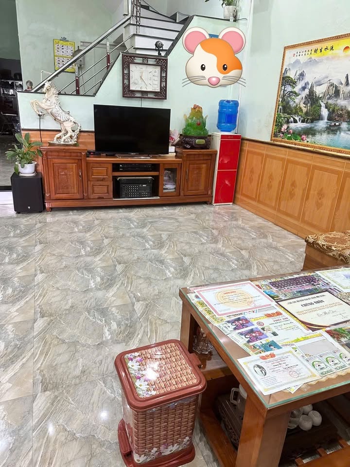 Nhà 2 tầng ngõ Lê Đại Hành Lạng Sơn 107m² giá 2 tỷ - Ô tô vào tận nhà!